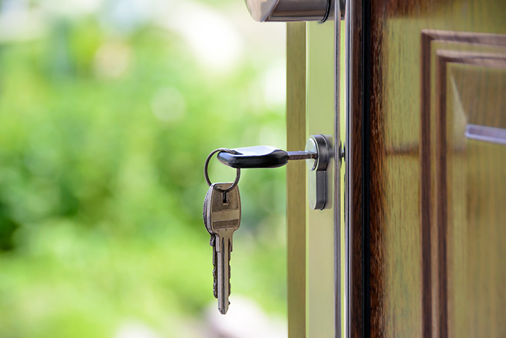A2B Locks are able to provide local locksmiths in Alfreton to repair your broken locks. 
